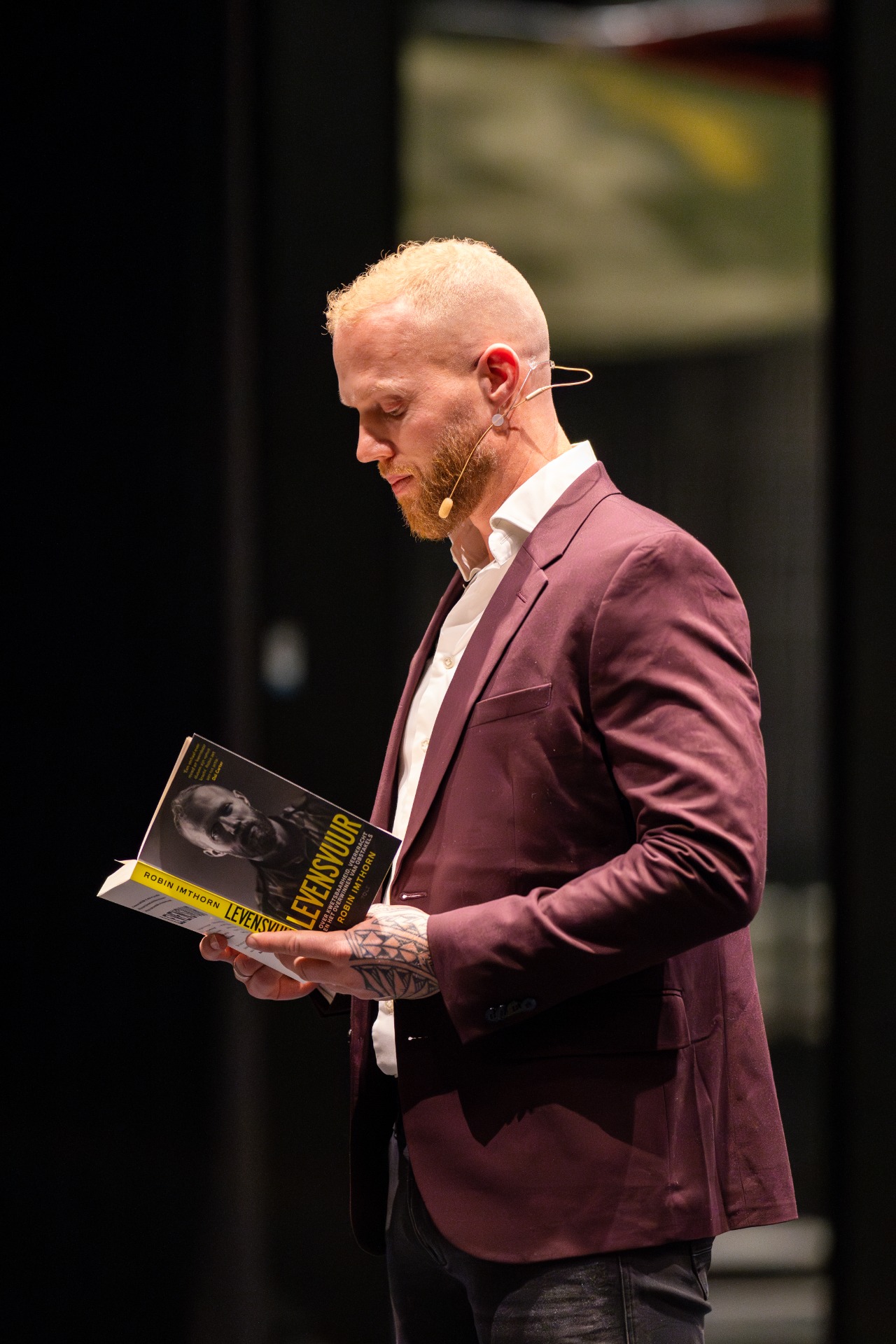 Robin Imthorn tijdens boekpresentatie Levensvuur